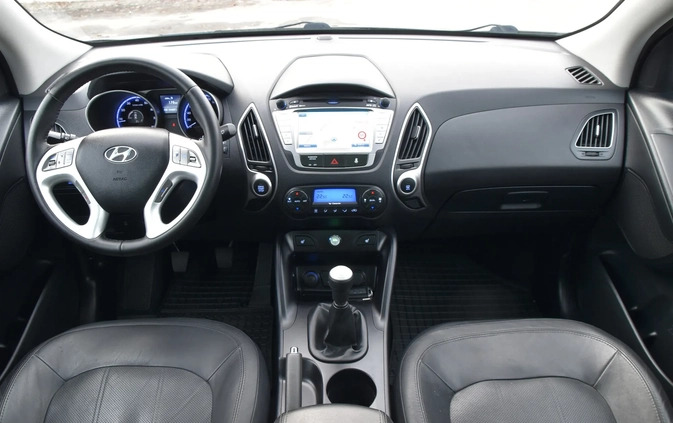 Hyundai ix35 cena 50800 przebieg: 154681, rok produkcji 2012 z Mieszkowice małe 781